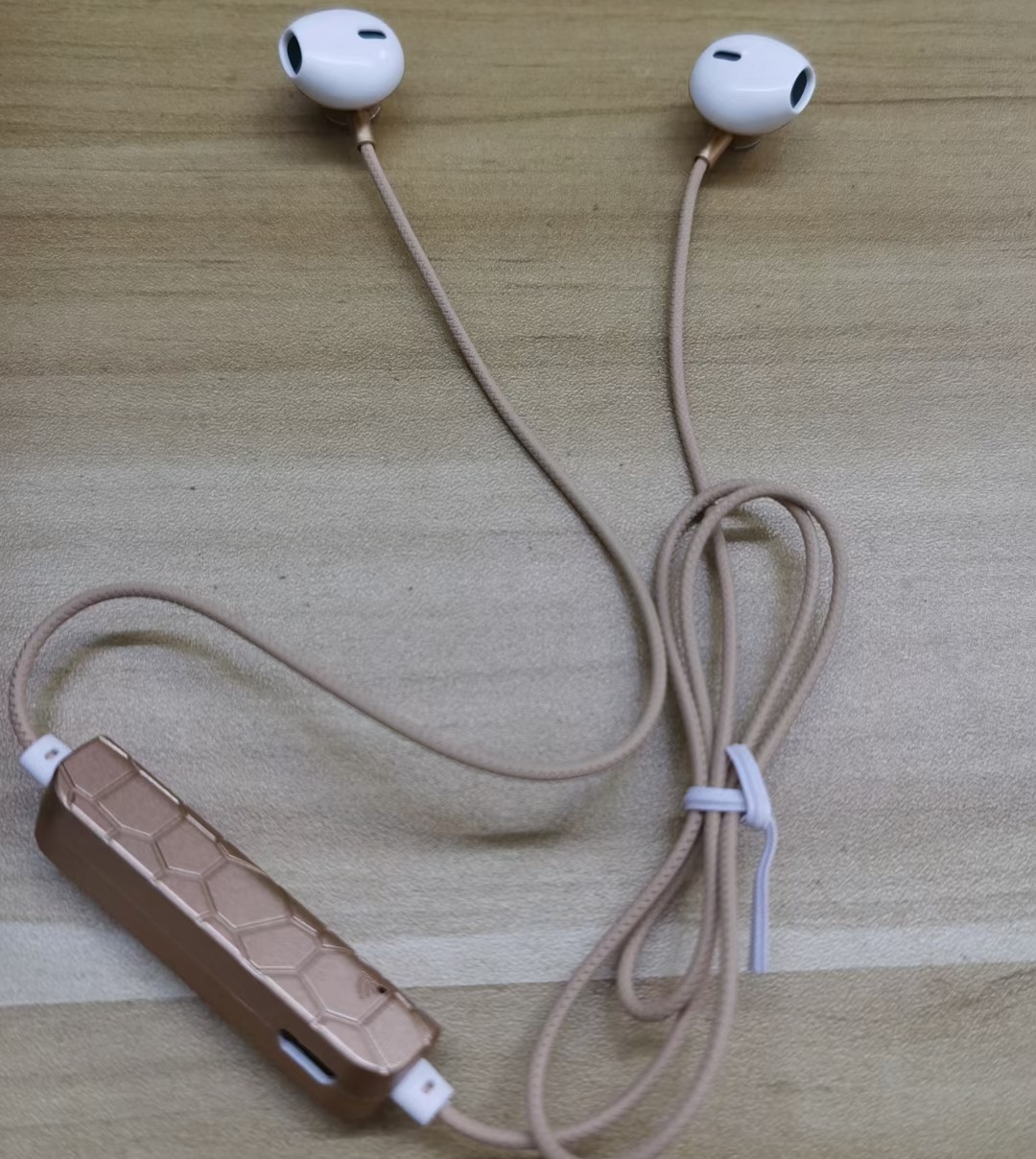 徐州耳機(jī)回收指南 藍(lán)牙耳機(jī)、無線鼠標(biāo)等電子設(shè)備回收企業(yè)全解析